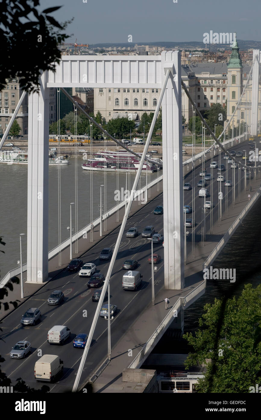 westlichen Bogen der Elisabethbrücke Stockfoto