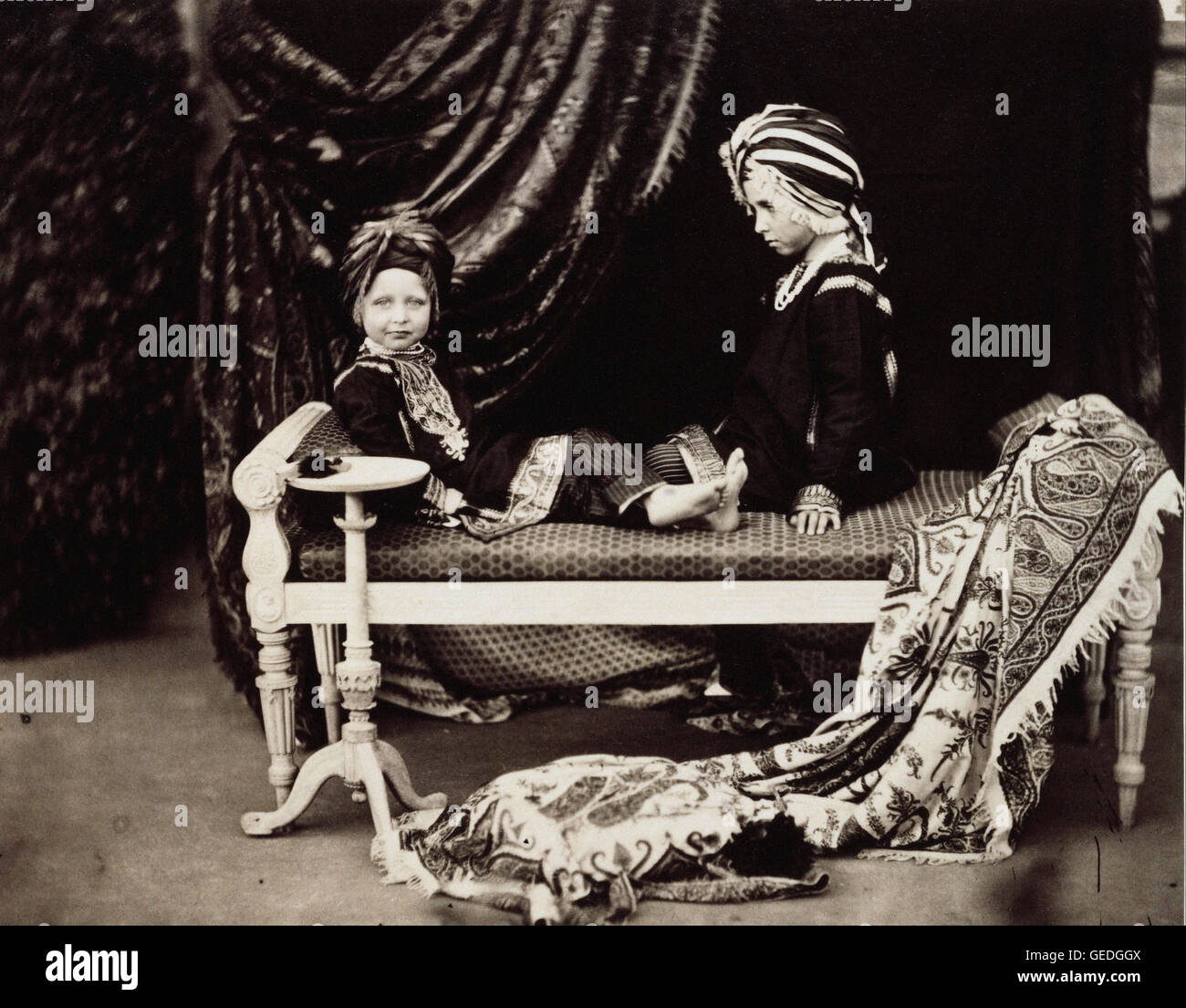 Dr. Ernst Becker - Prinz Arthur und Prinz Alfred im Kostüm des Sikh Fürsten, Osborne Stockfoto