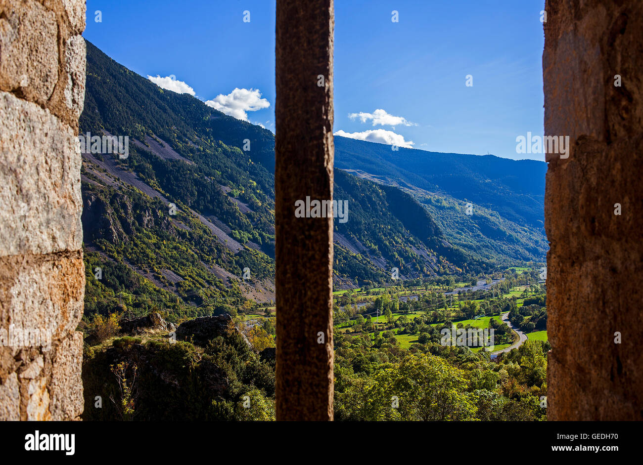 Boí-Tal aus dem Glockenturm der Kirche der Santa Eulàlia Church.Romanesque. Erill la Vall. Boí-Tal. Katalonien. Spanien Stockfoto