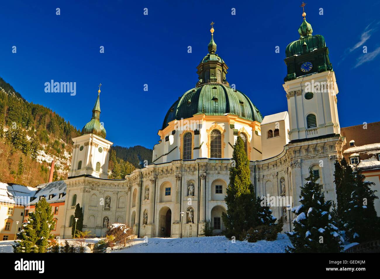 Geographie/Reisen, Deutschland, Bayern, Ettal, Kloster Ettal im Winter im Süden von Bayern in der Nähe von Garmisch Partenkirchen, Europa., No-Exclusive - Verwenden Sie Stockfoto