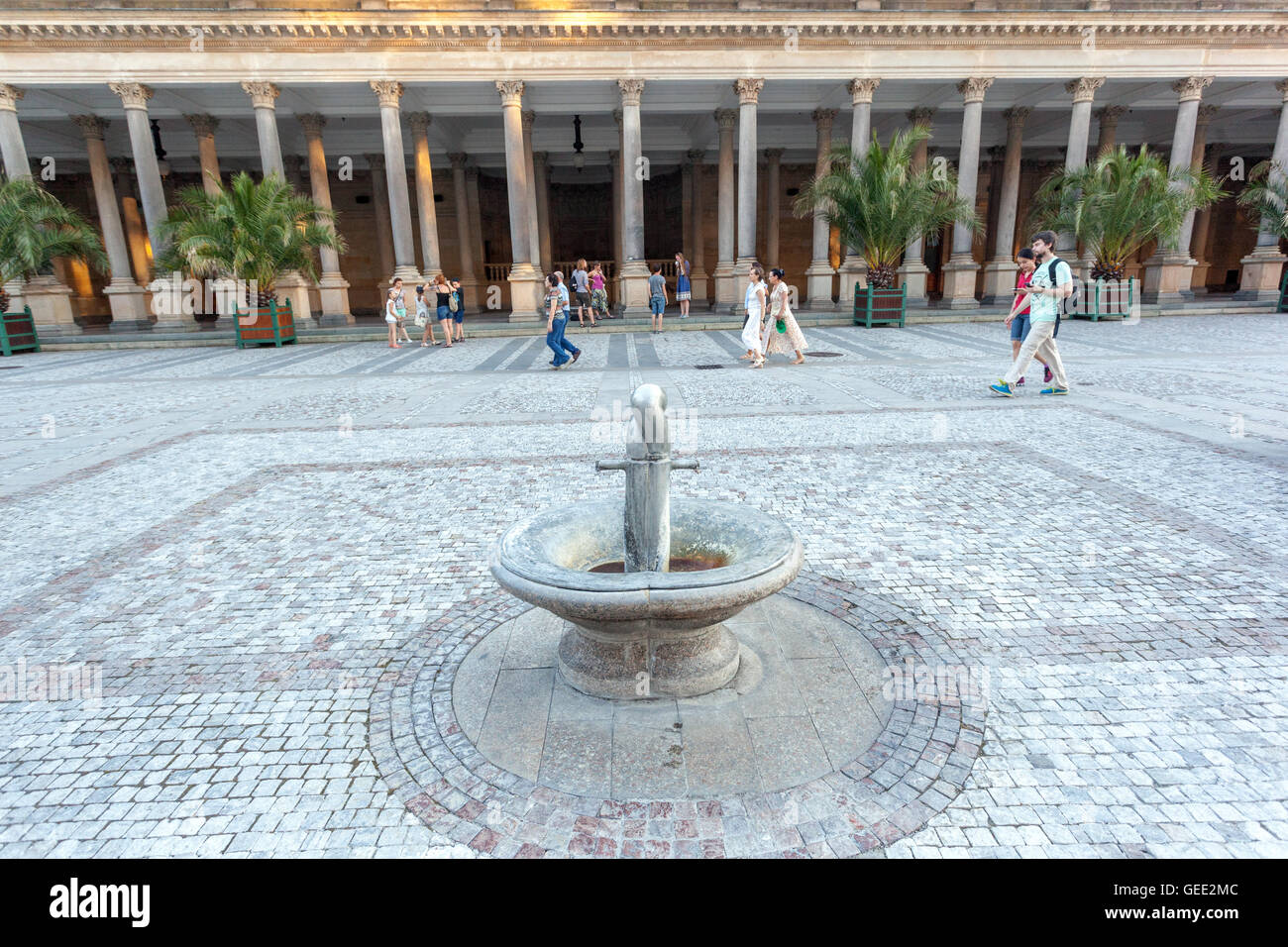 Mühlenkolonnade Karlsbad Thermalquelle Mineralwasser Tschechien Stockfoto