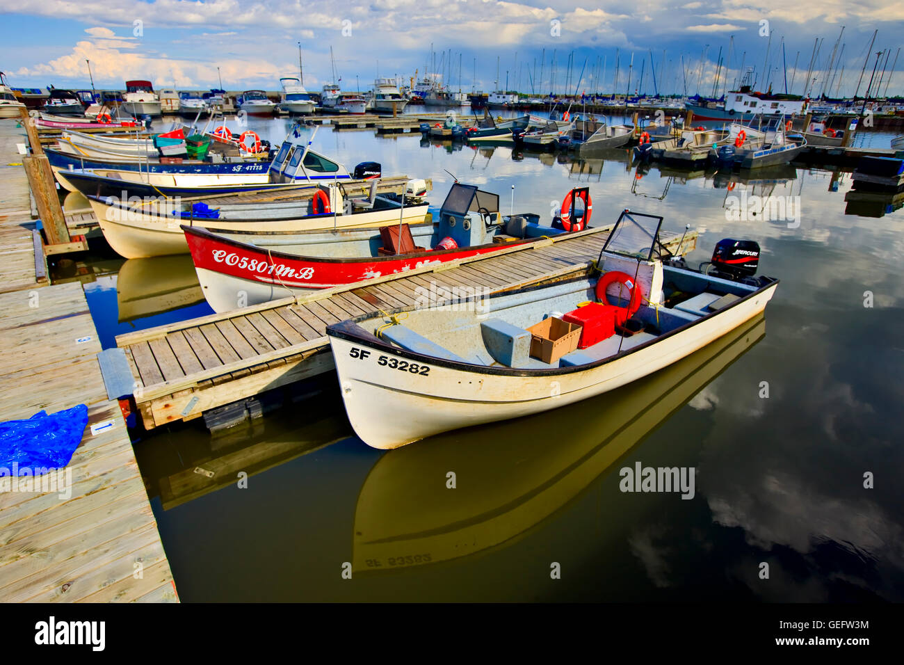 Geographie, Reisen, Boote in Main Dock Bootshafen am Ufer Lake Winnipeg in der Stadt Gimli, Manitoba, Gimli, Manitoba, Kanada Stockfoto