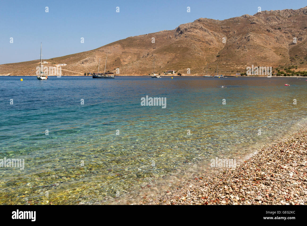 Der Strand von Livadia, Tilos (Telos) Insel, Dodekanes, Ägäis, Griechenland, Mittelmeer. Stockfoto
