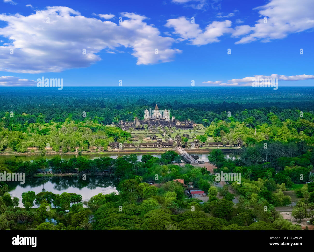 Luftaufnahme der Tempelanlage Angkor Wat, Siem Reap, Kambodscha, Südost-Asien. UNESCO-Weltkulturerbe. Stockfoto