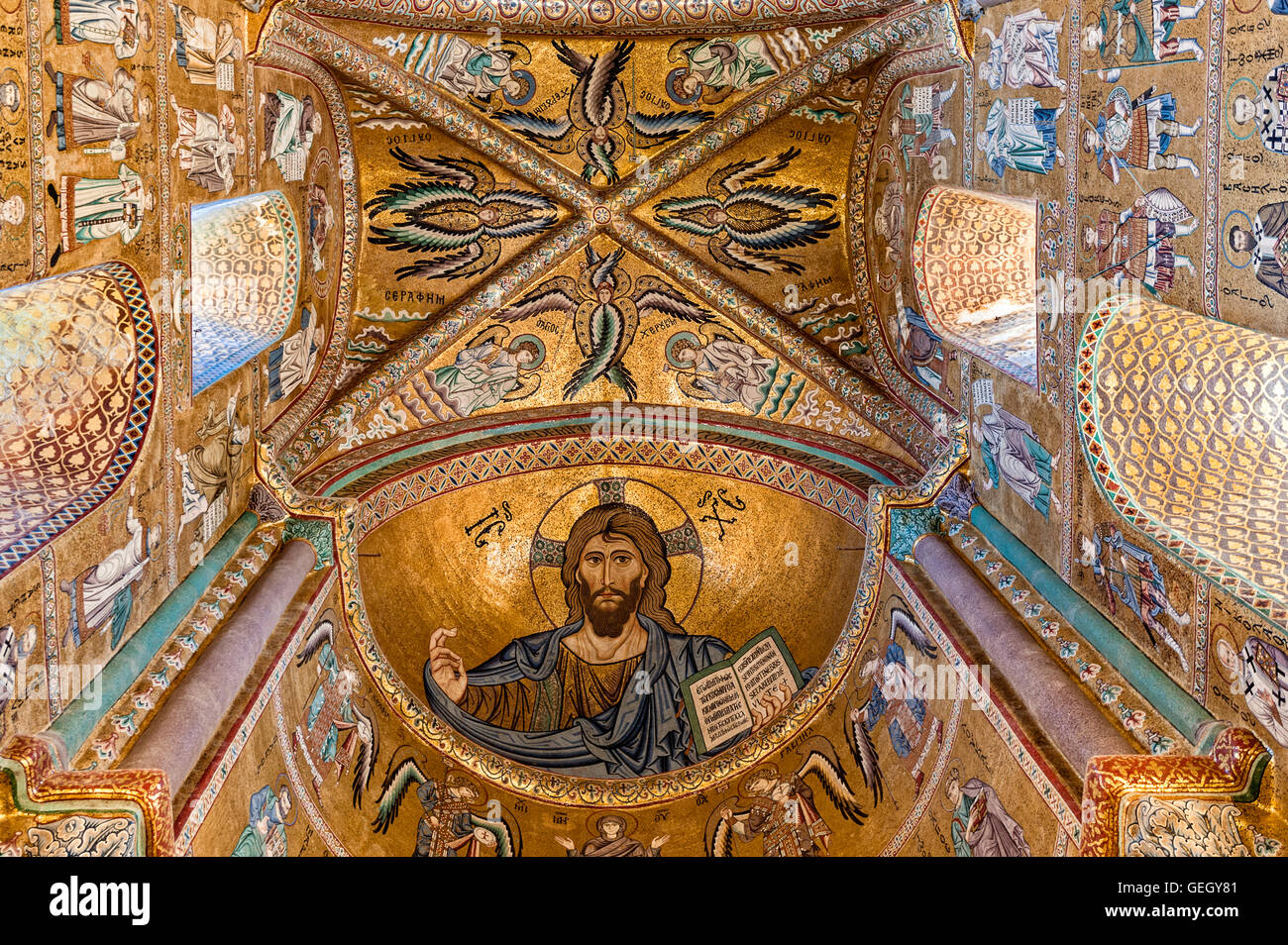 Italien Sizilien Cefallù Kathedrale Innenraum Mosaik Stockfoto