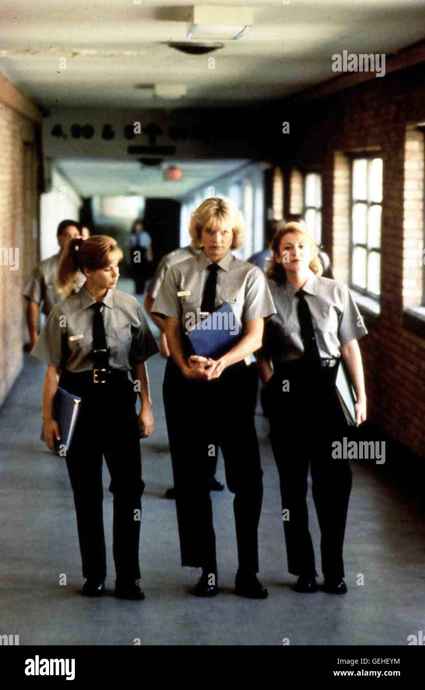 Linda Blair, Lindsay Frost, Kathleen Garrett Bambi (Lindsay Frost), sterben, Sich Selbst als Feministin Bezeichnet, ist Voellig Genervt von Den Chauvinistischen Spruechen Ihrer Maennlichen Kollegen Bei der Polizei. Da Sie Ihren Mund Nicht Zweisimmen Kann, Wird ihr Stockfoto