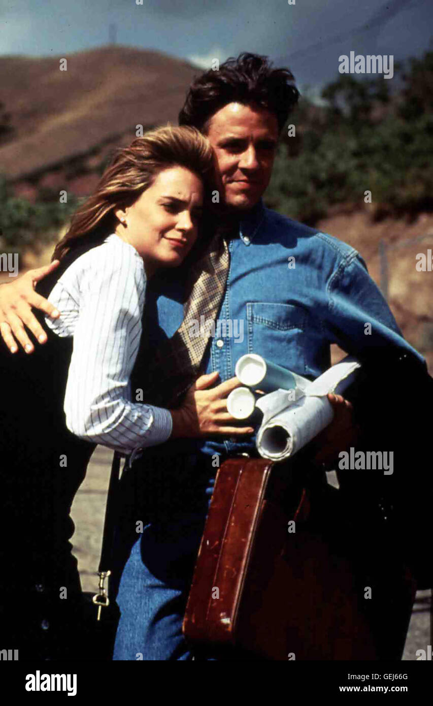 Catherine Mary Stewart, Scott Valentine Annie Carver (Catherine Mary Stewart) Fuehrt Ein Glueckliches Geordnetes Leben eine der Seite Ihres verströmt Gatten Michael (Scott Valentine).  Lokalen Caption *** 1995 aus Annies Vergangenheit, Schrecken Der Vergangen Stockfoto