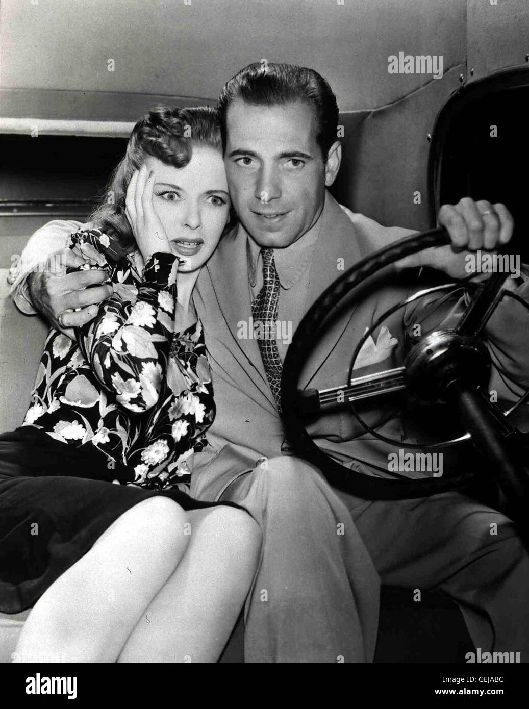 Ann Sheridan Humphrey Bogart Paul Humphrey Bogart Nimmt Cassie Ann Sheridan Ofter Mit Auf Fahrt Lokalen Caption 1940 Sie Fahren Bei Nacht Nachts Unterwegs Stockfotografie Alamy