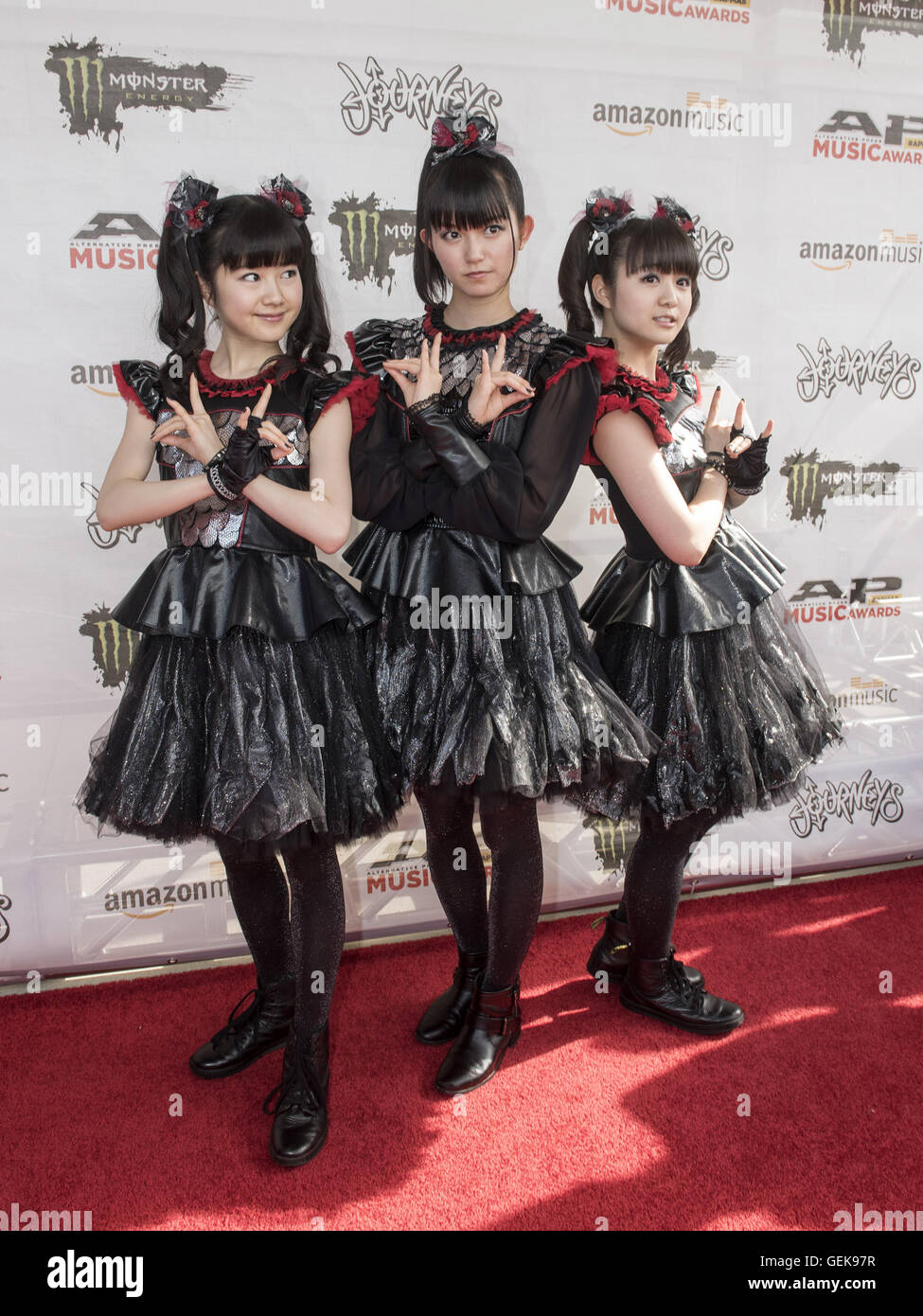 Moa kikuchi and yui mizuno of babymetal Fotos und Bildmaterial in hoher Auflosung Alamy
