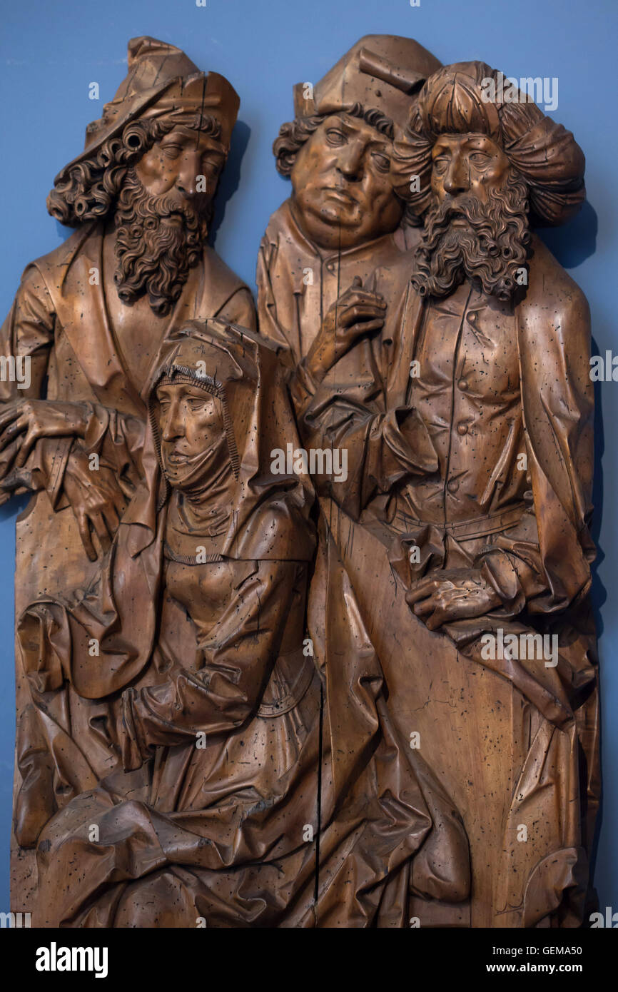 Saint Anne und ihre drei Ehemänner. Holzstatue von 1505-1510 von deutschen Bildhauers Tilman Riemenschneider angezeigt im Bode-Museum in Berlin, Deutschland. Stockfoto