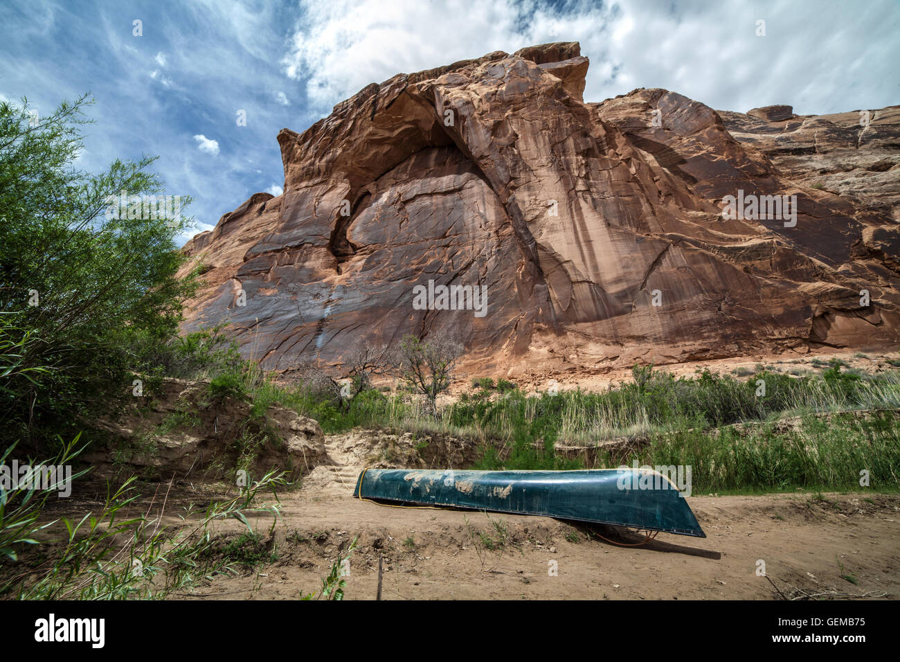 Kajak am Strand im Labyrinth Canyon, Utah, USA Stockfoto