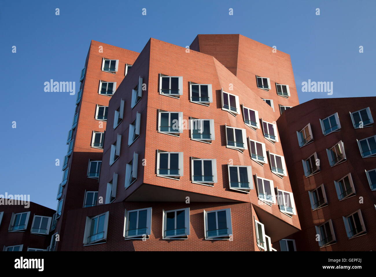 Geographie / Reisen, Deutschland, Nordrhein-Westfalen, Rheinland, Düsseldorf, Medienhafen (Stadtteil), Neuer Zollhof, Gehry-Bauten errichtet: 1996-1999 von Gehry, Stockfoto