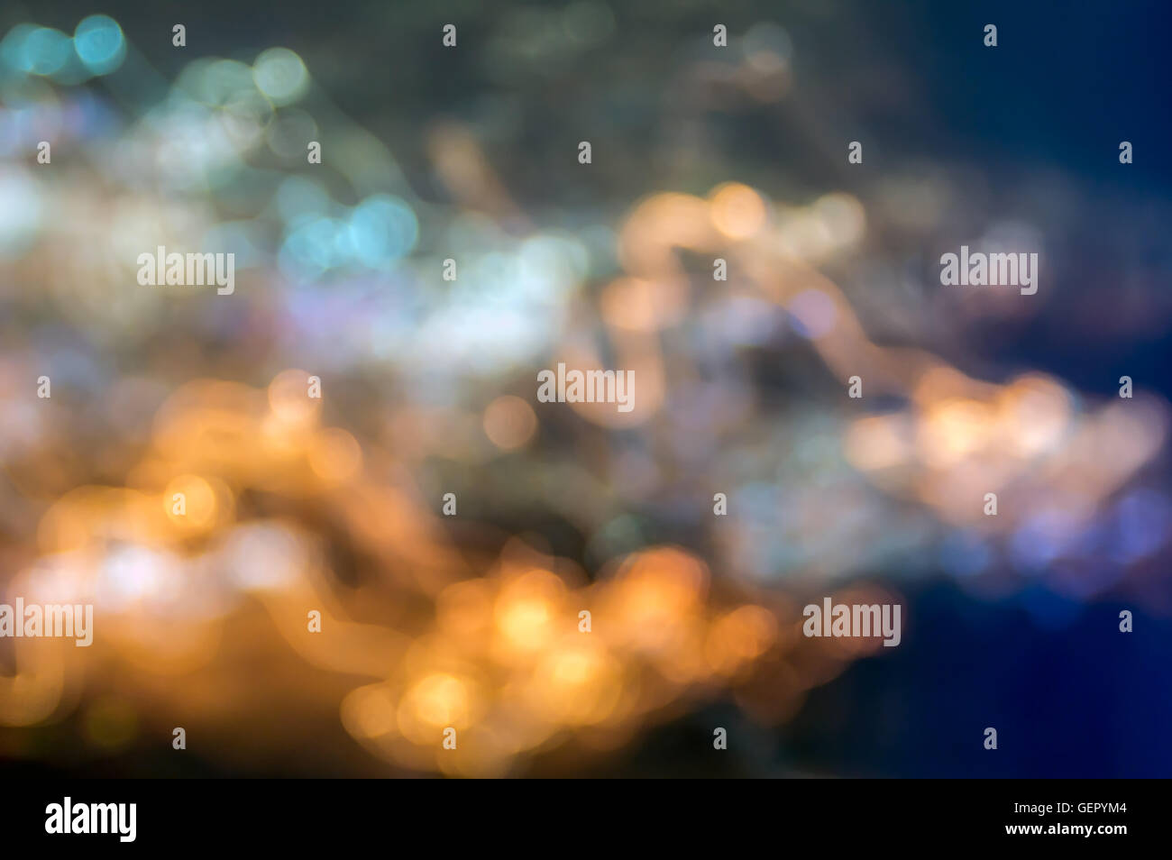 Verschieben von hellen Hintergrund von Himmel Stockfoto