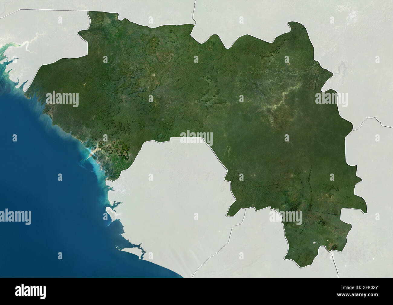 Satellitenansicht von Guinea (mit Ländergrenzen und Maske). Dieses Bild wurde aus Daten von Landsat-Satelliten erworben erstellt. Stockfoto