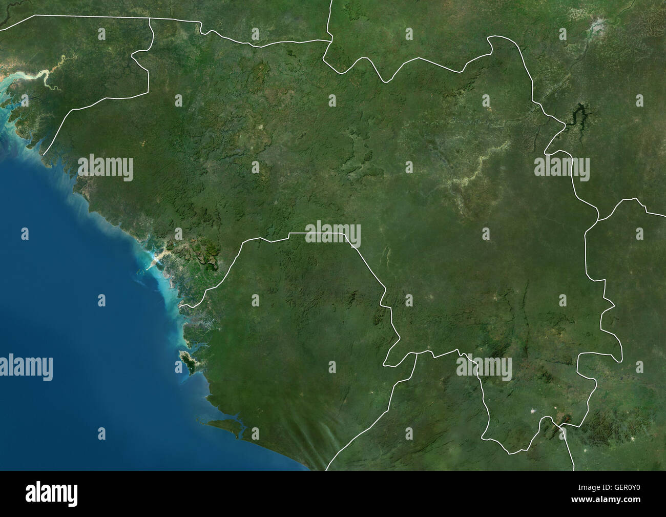 Satellitenansicht von Guinea (mit Ländergrenzen). Dieses Bild wurde aus Daten von Landsat-Satelliten erworben erstellt. Stockfoto
