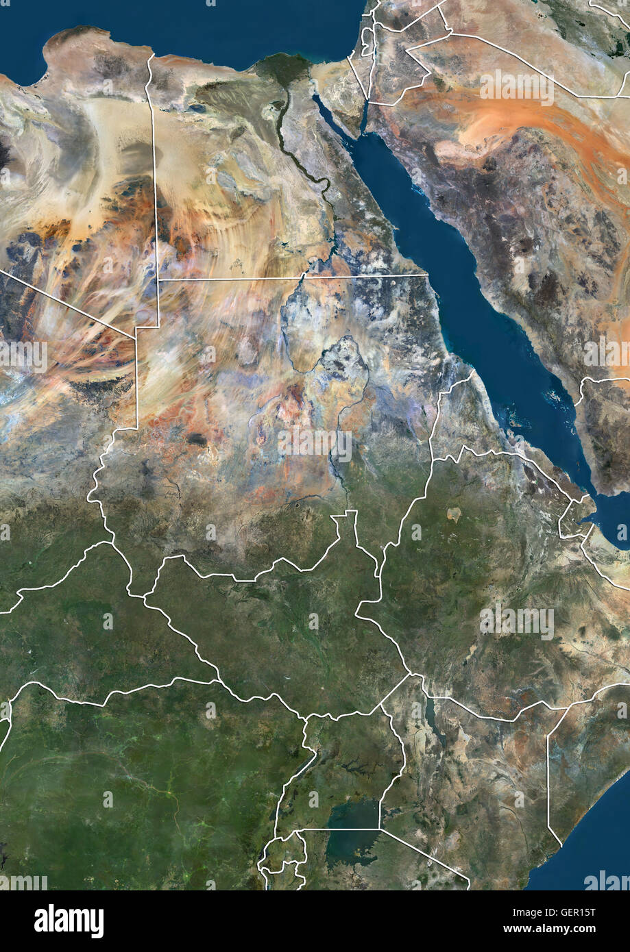 Satelliten-Ansicht des östlichen Afrika (mit Ländergrenzen). Das Bild zeigt den Nil aus dem Viktoriasee zu seinem Delta in Nordägypten. Dieses Bild wurde aus Daten von Satelliten Landsat 7 & 8 zusammengestellt. Stockfoto