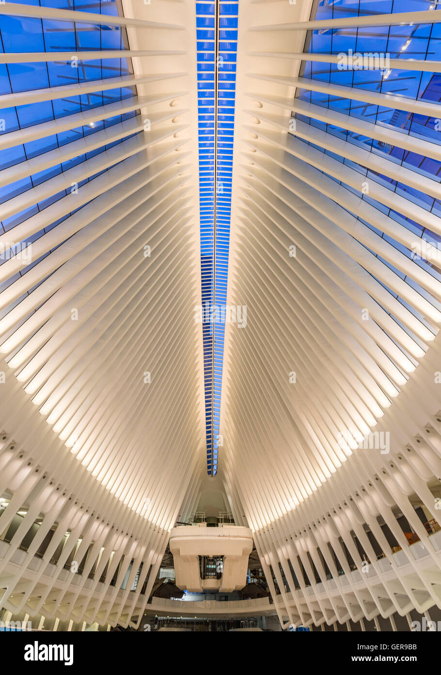 Innenansicht der Oculus, World Trade Center Path Station, Financial District von Manhattan, New York City Stockfoto