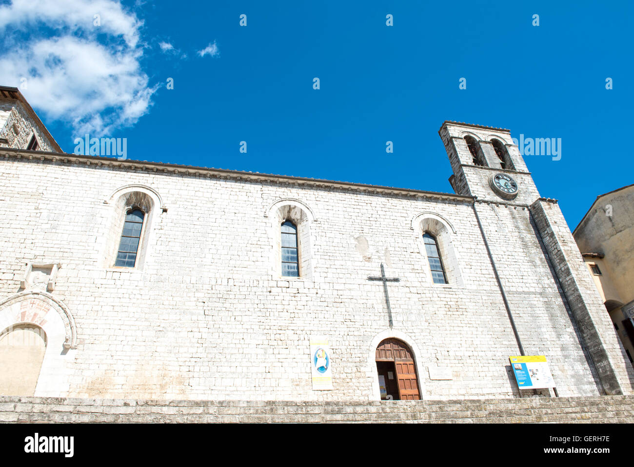 PIEDILUCO, Umbrien, Italien - 17. Juli 2016 - Blick von der Kirche des Hl. Franziskus in Piediluco, Terni, Umbrien, Italien, Europa Stockfoto