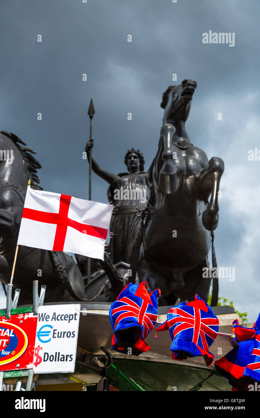 Statue der Britannien Rebellion am Victoria Embankment. Stockfoto