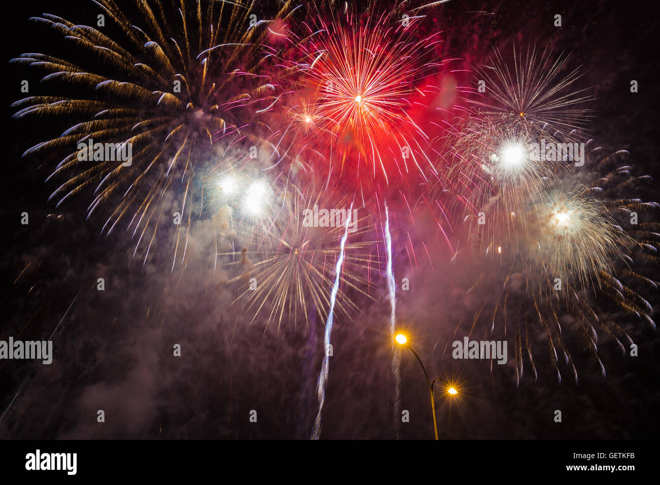 Mehrere Feuerwerk-finale Stockfoto