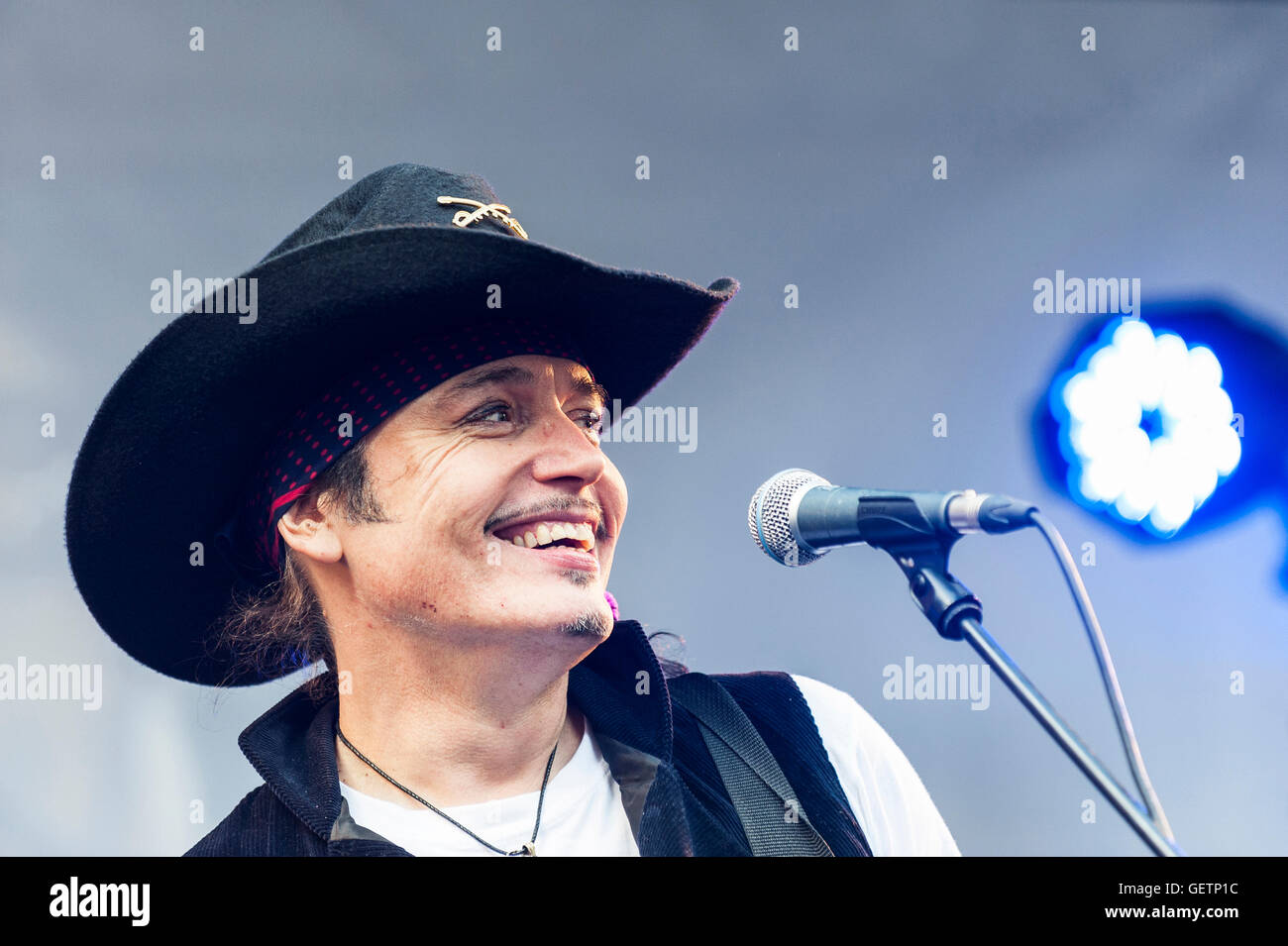 Adam Ant genießt selbst erklingt in Berwick Street Record Day in London. Stockfoto