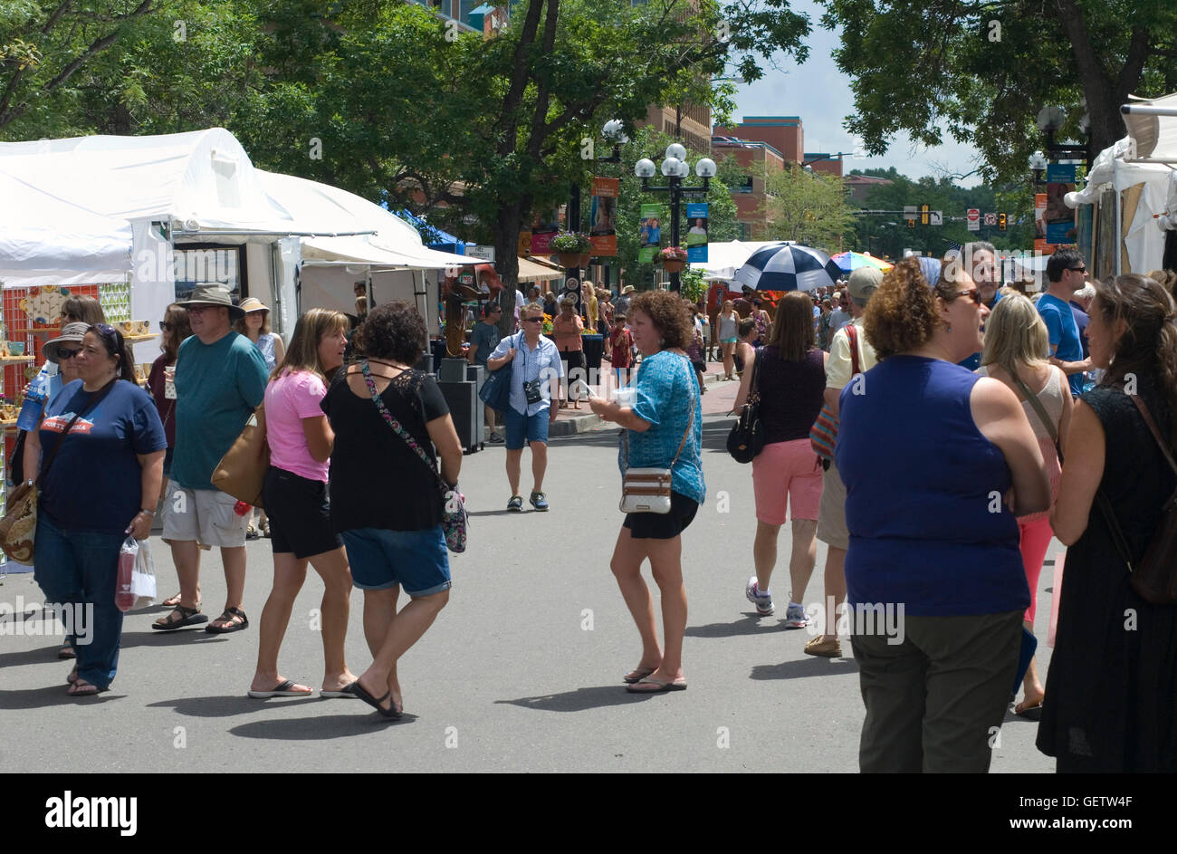 Straße Aktivität während des Boulders jährliche Pearl Street Arts Fest. Stockfoto