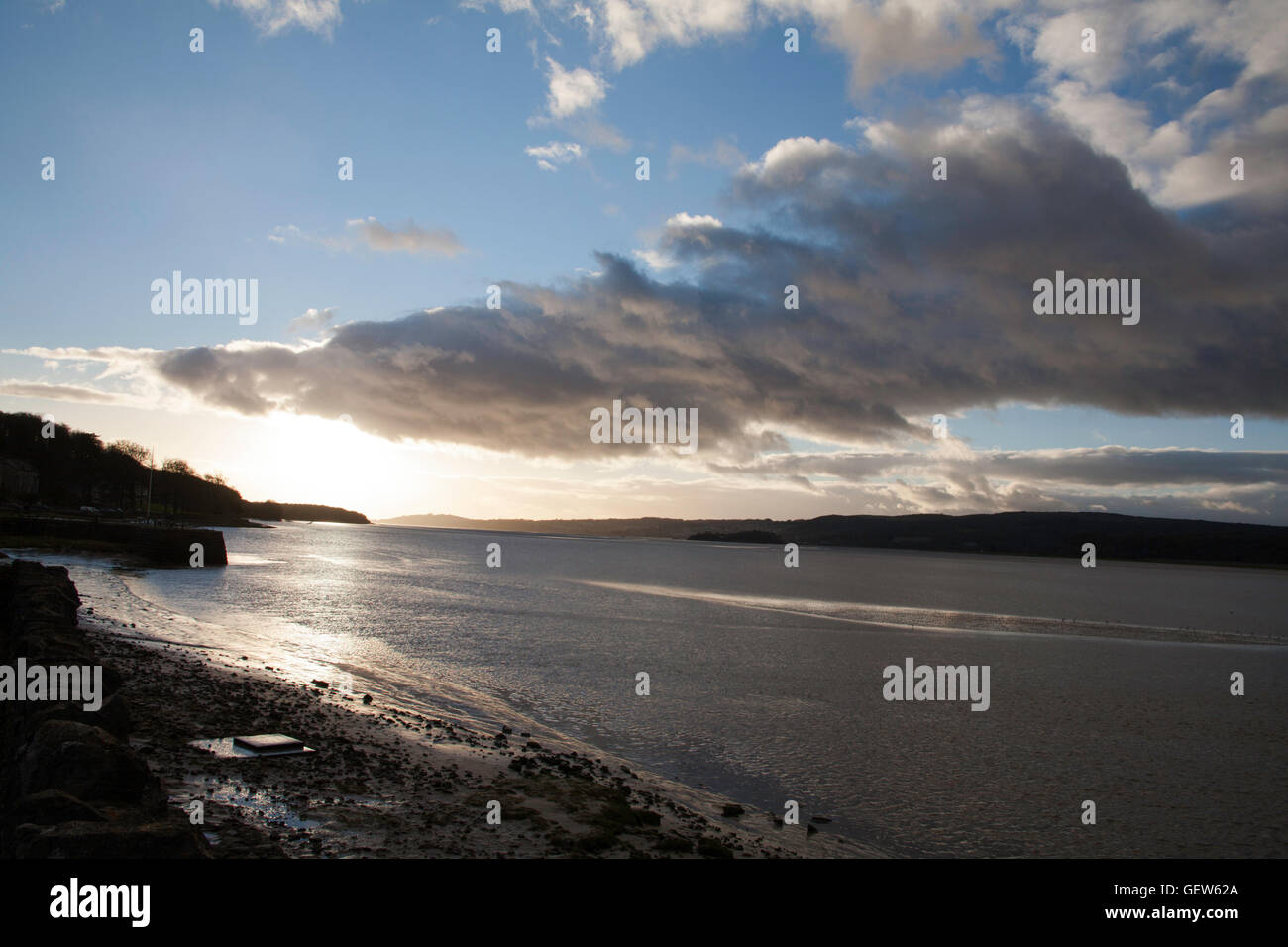 Der Fluss Kent, Arnside, auf der Suche nach Grange über Sand, Cumbria, England Stockfoto