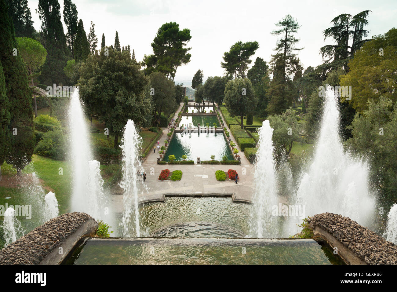 Die Ebene Gärten und Fischteiche in Gärten der Villa d ' Este in Tivoli. Stockfoto