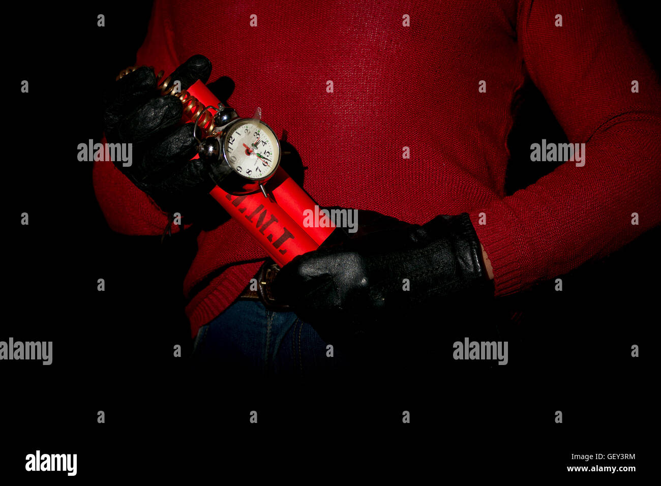 Terrorist mit Dynamit Stockfoto