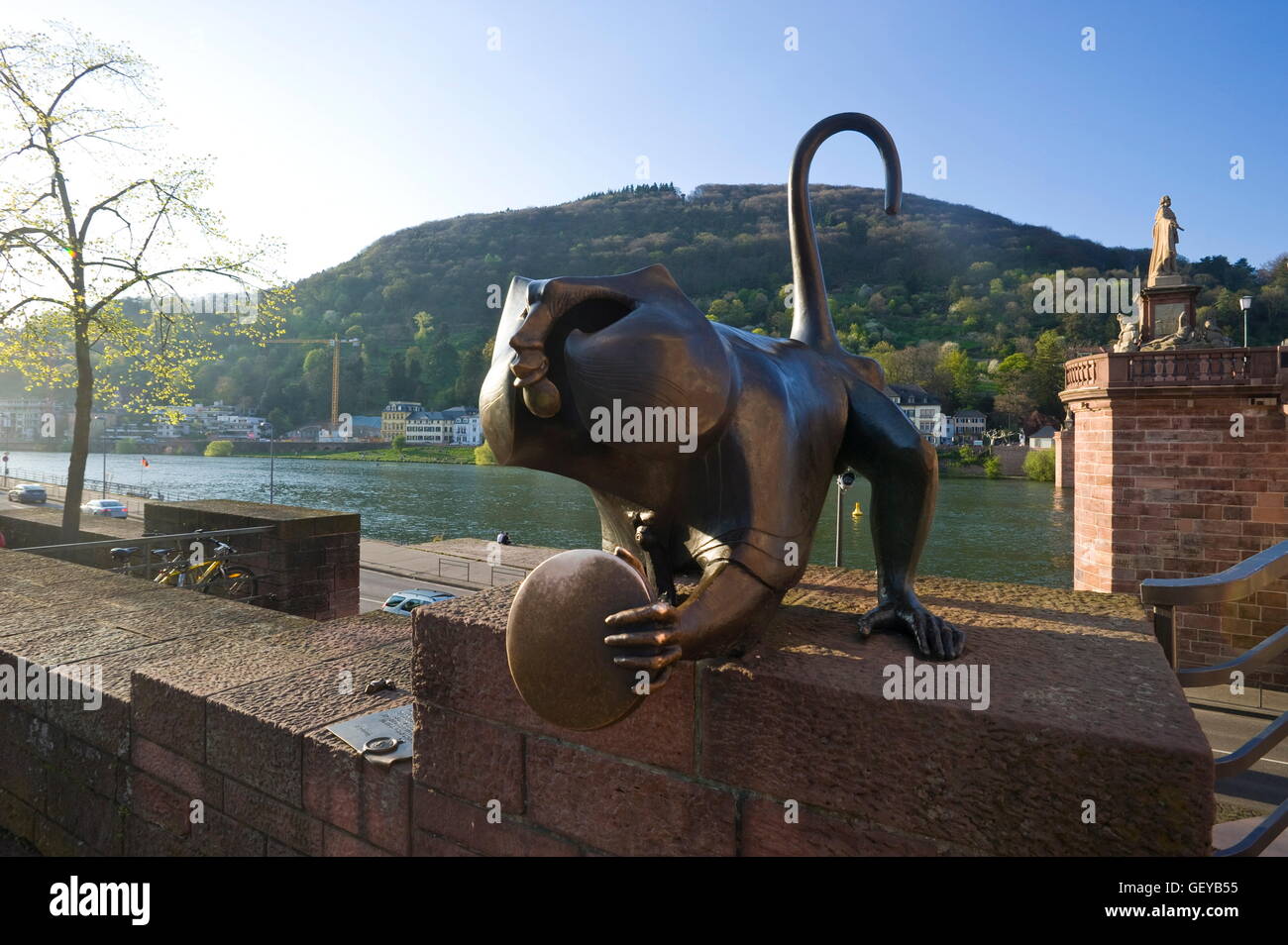 Geographie / Reisen, Deutschland, Baden-Württemberg, Brücke Skulptur Affe, Heidelberg, Stockfoto