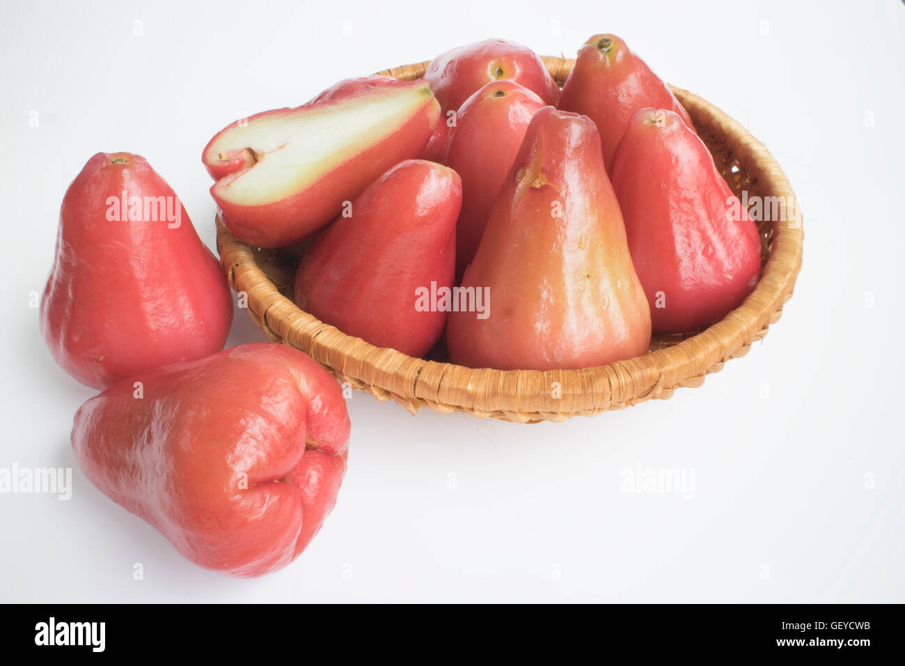 Rosenapfel, die auf dem weißen Hintergrund isoliert Stockfoto