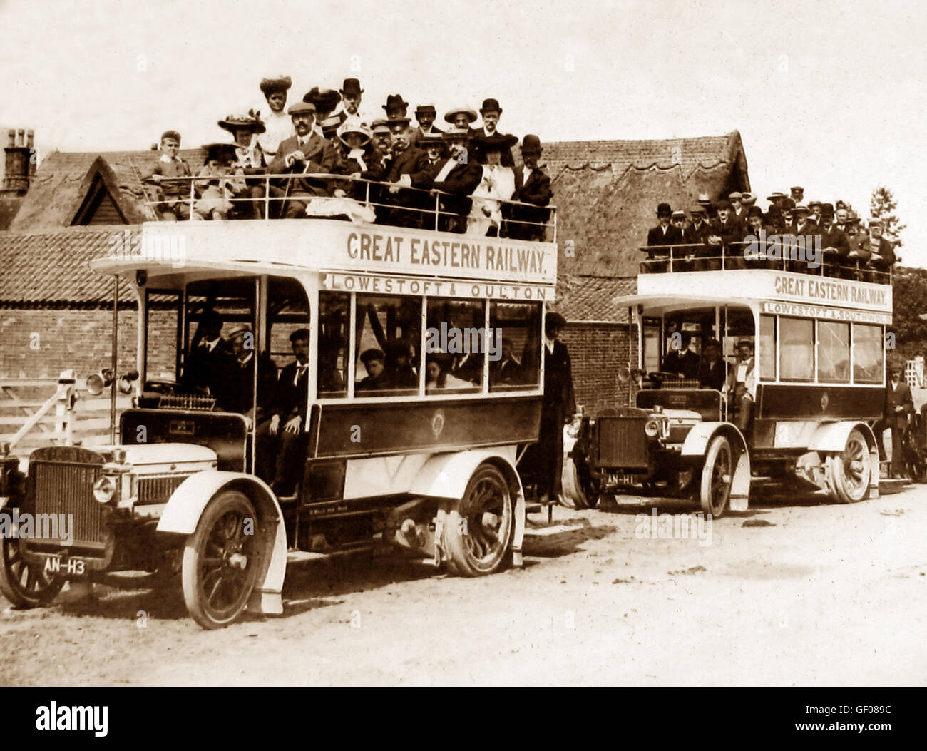 Autobusse der Great Eastern Railway wahrscheinlich in Ipswich - 1900