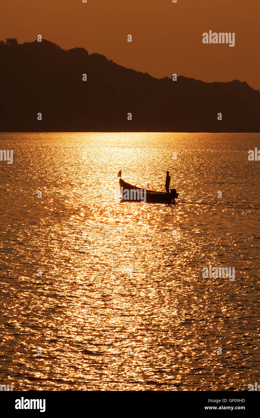 Boot Sonnenuntergang Goa Indien Stockfoto