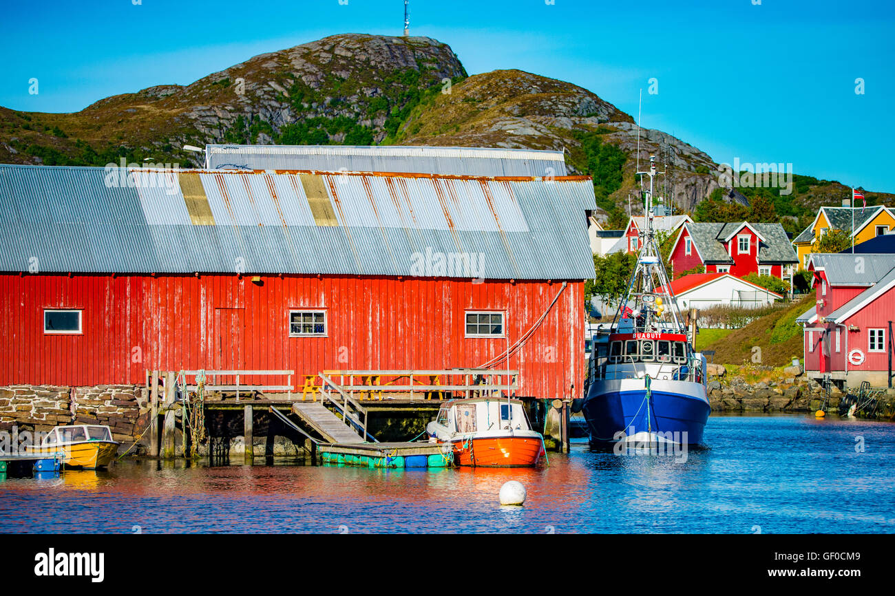 Charmante Fischerdorf Bud mehr und Romsdal, Westküste, Norwegen, Skandinavien, europäischen Stockfoto