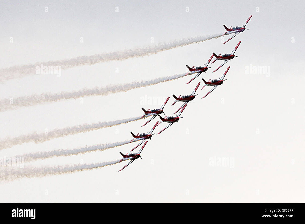 Display.swiss Kunstflug PC-7 Team fliegt. UK Airshows. Stockfoto