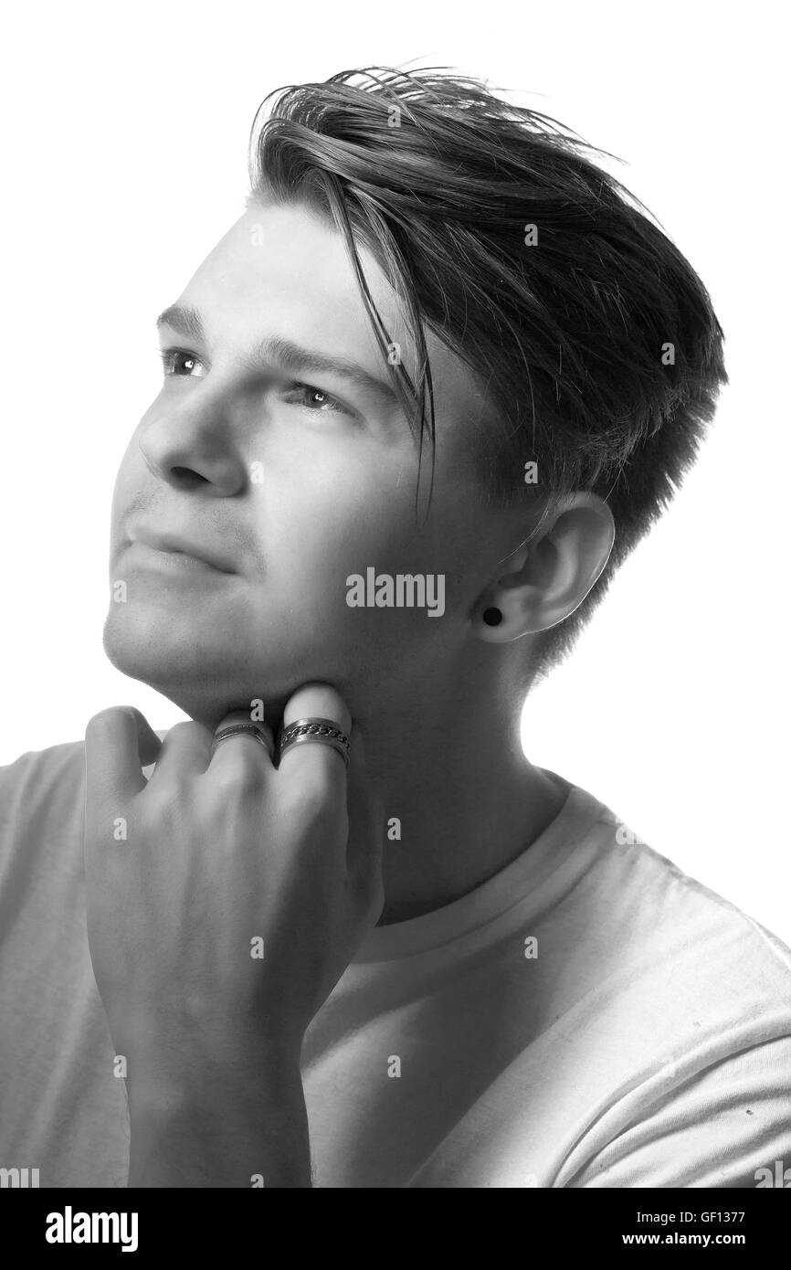 Männliches Model Portrait, Sonnenbrille, Haare, Styling, Mode, Monochrom Stockfoto