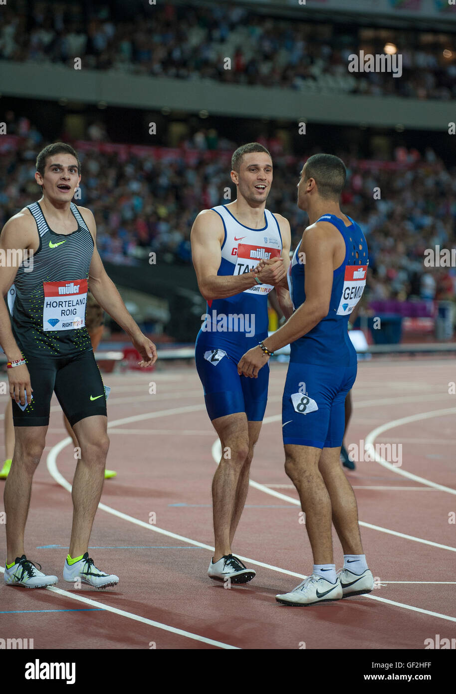 LONDON, ENGLAND - 22 Juli: Danny Talbot   Adam Gemili im Wettbewerb mit den Herren 200 m Finale während Tag des Jubiläums Muller Stockfoto