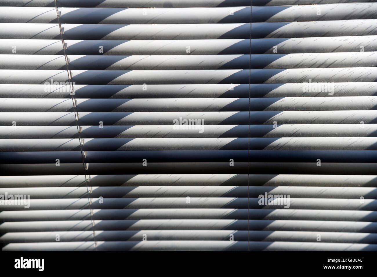 Abstrakte Foto des Sonnenlichts auf Horizontal-Jalousien Stockfoto