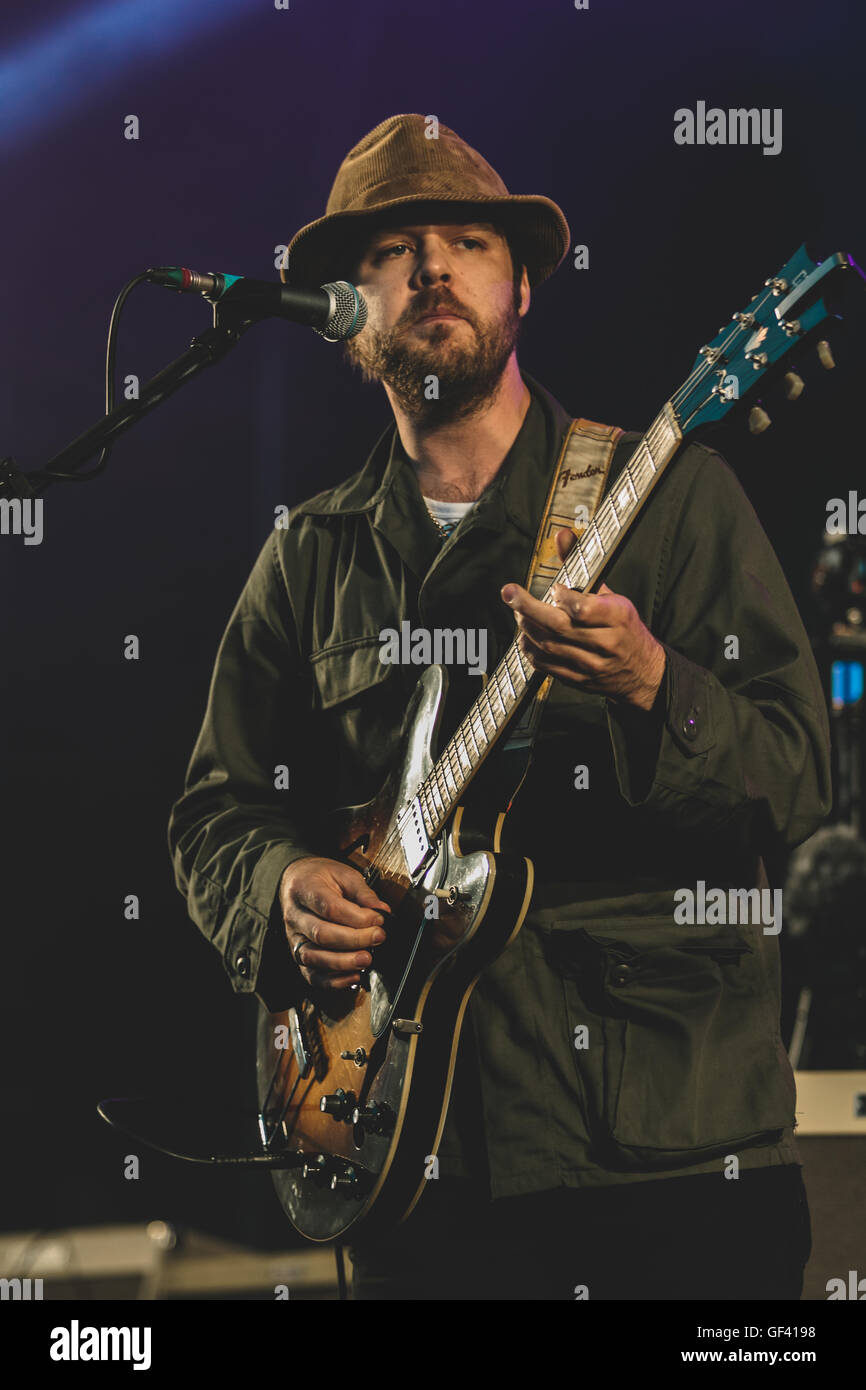 Pikehall, Derbyshire, UK. 28. Juli 2016. Die Korallen führen auf der Hauptbühne am Y nicht Festival, Pikehall, Derbyshire, UK auf Donnerstag, 28. Juli 2016. Bildnachweis: Alex Williams/Alamy Live-Nachrichten Stockfoto