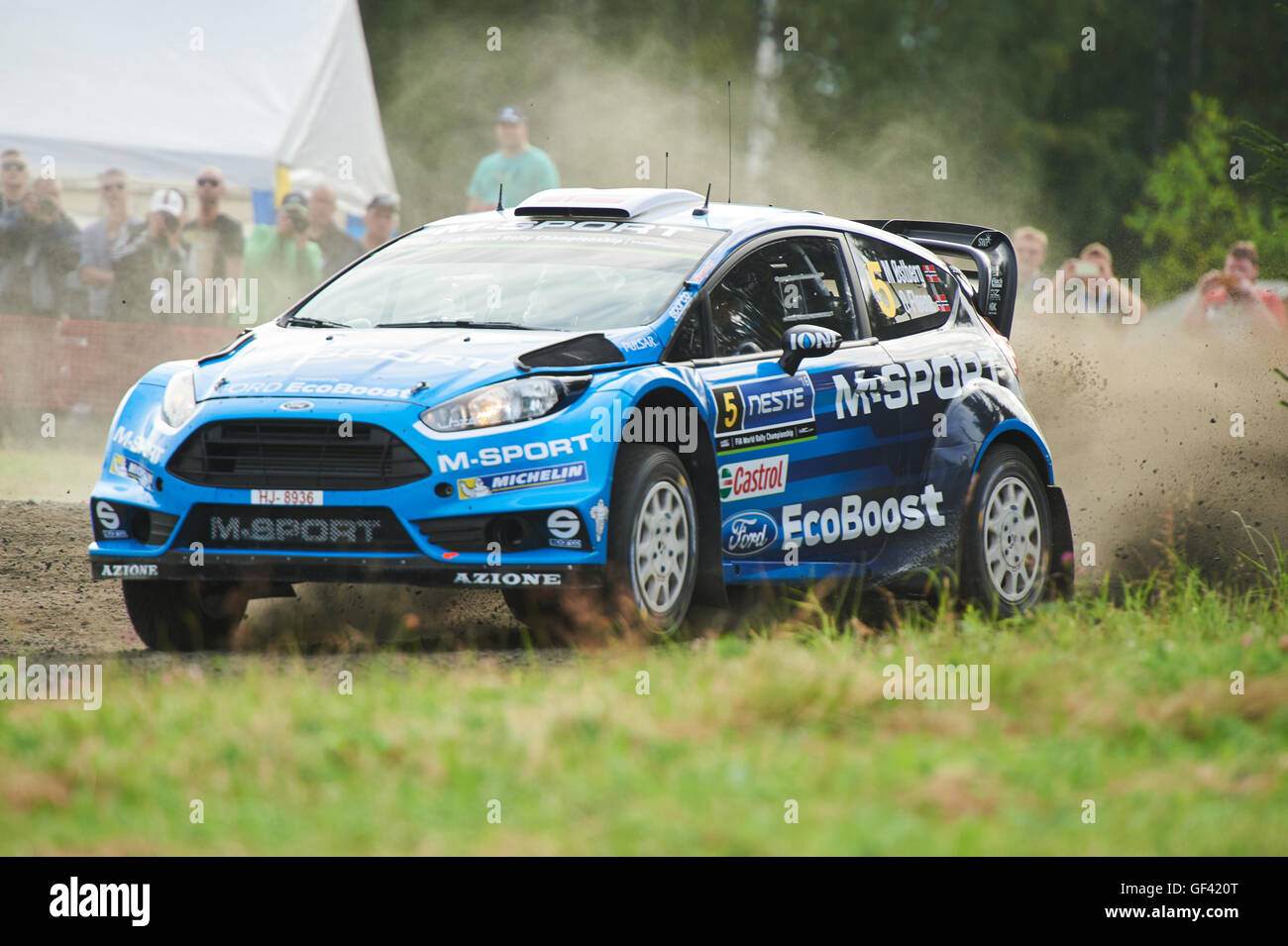 Jyväskylä, Finnland. 29. Juli 2016. Mads Östberg von Norwegen und Ola Floene Norwegens in Aktion während der SS2 von Neste Rally Finnland 2016 in ihrem Ford Fiesta RS WRC Team M-Sport World Rally Team am 29. Juli 2016 in Jyväskylä, Finnland Credit: Markku Heikkilä/Alamy Live News Stockfoto