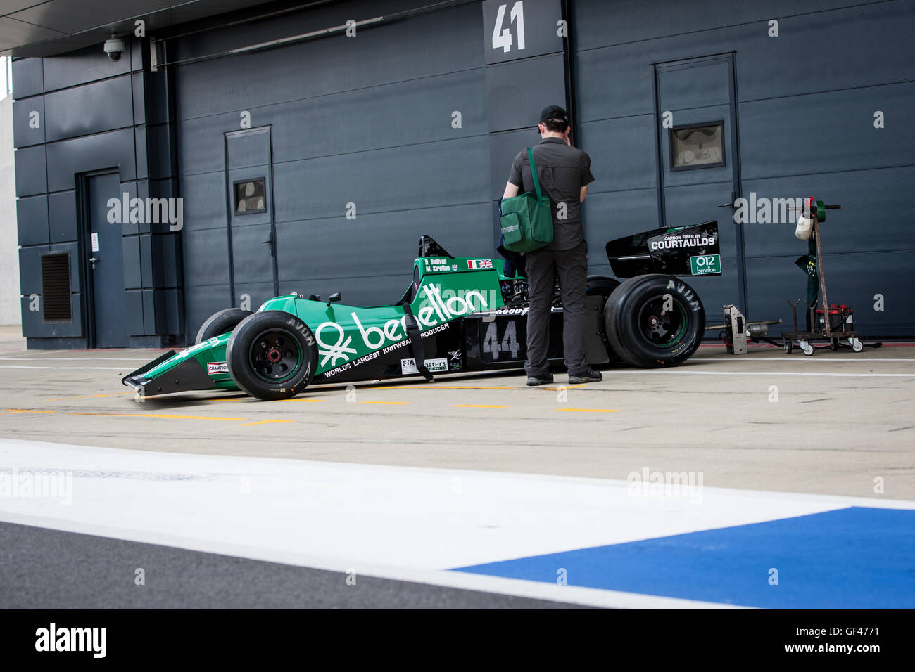 Northamptonshire, UK. 29. Juli 2016.  Die Tyrrell 012 Benetton Farben, die in die FIA Masters Historic Formel ein Credit racing wird: Steven Reh/Alamy Live News Stockfoto