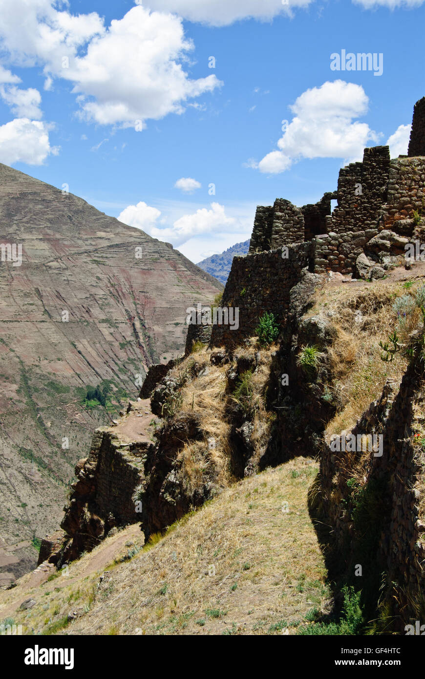Ein Teil des Inka Pisac, die Ruinen auf einem Hügel über Pisac Dorf Stockfoto