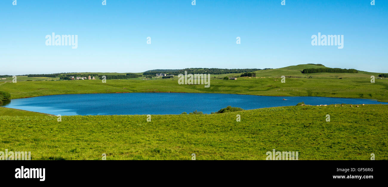 Mönchssee in Aubrac, Aveyron, Languedoc-Roussillon-Midi-Pyrénées, Frankreich, Europa Stockfoto