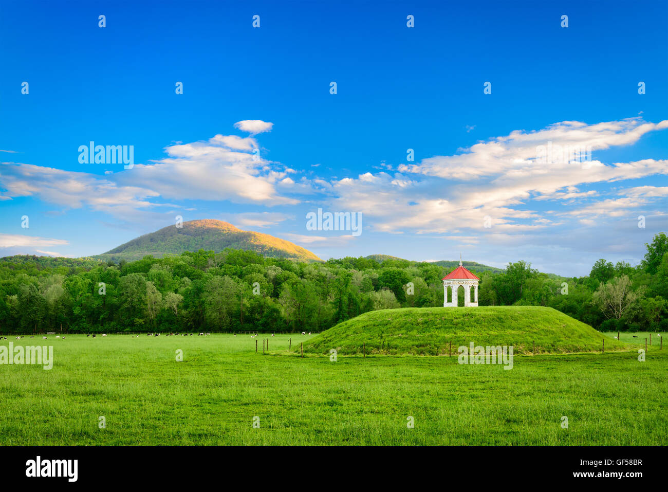 Native American Burial Ground, bekannt als Romeo und Juliet Indian Mound Tragödie Standort in Helen, Georgia, USA. Stockfoto