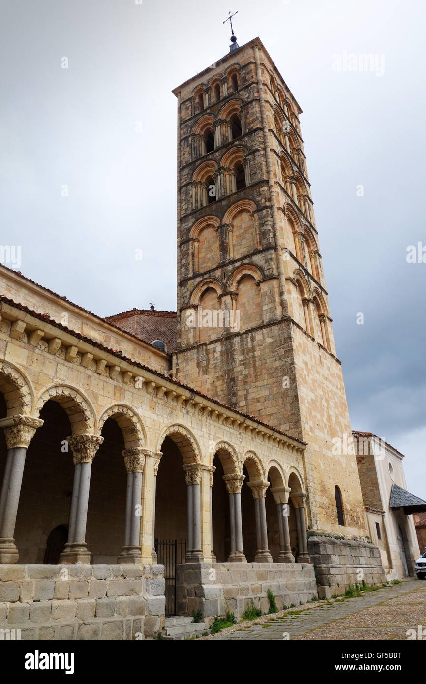 Kirche San Esteban in Segovia Spanien Iglesia de San Esteban, Kirche der Calle Trinidad zu tun. Stockfoto