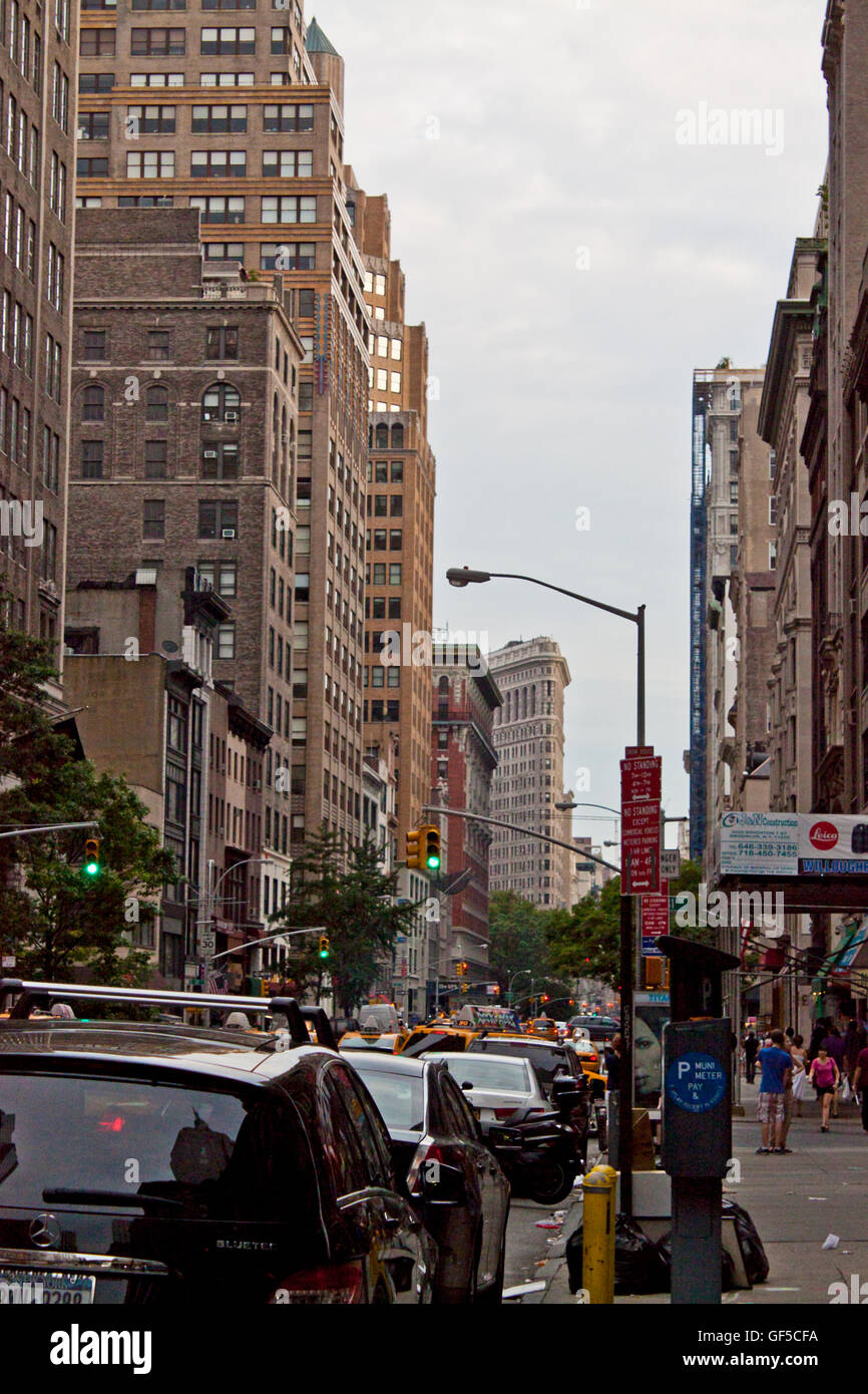 Manhattan Stadt Straßen mit gelben Taxi taxi Stockfoto