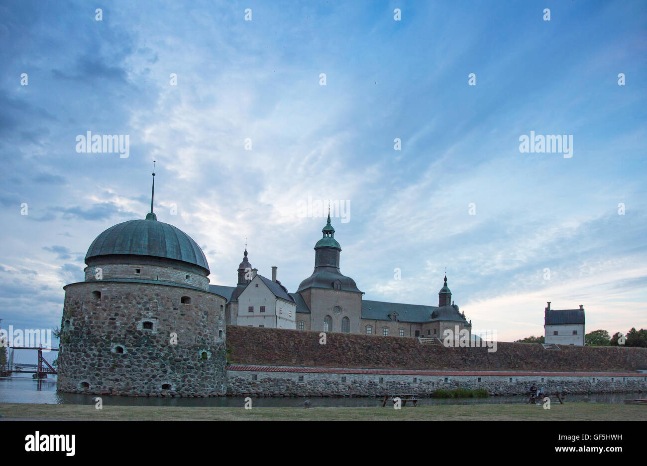 VADSTENA SCHWEDEN 26. Juli 2016. Die Burg Vadstena ist eine Burganlage, die als Festung von Gustav Vasa in den 1500er Jahren in Th erbaut wurde Stockfoto