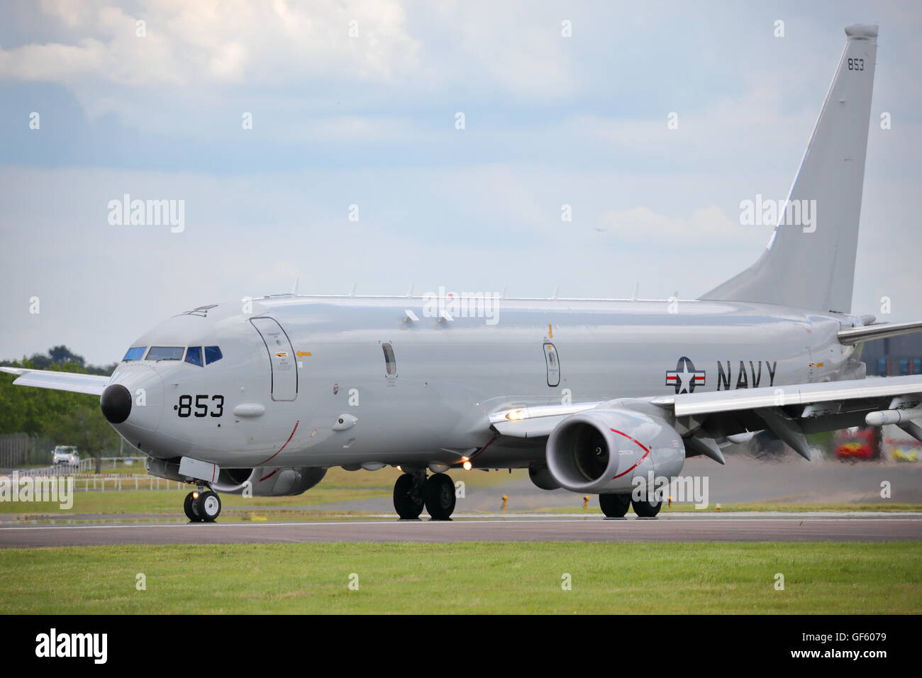 US Navy Boeing P-8A Poseidon (737-8FV) 168853 bereitet sich für den Start in Farnborough International Airshow Stockfoto