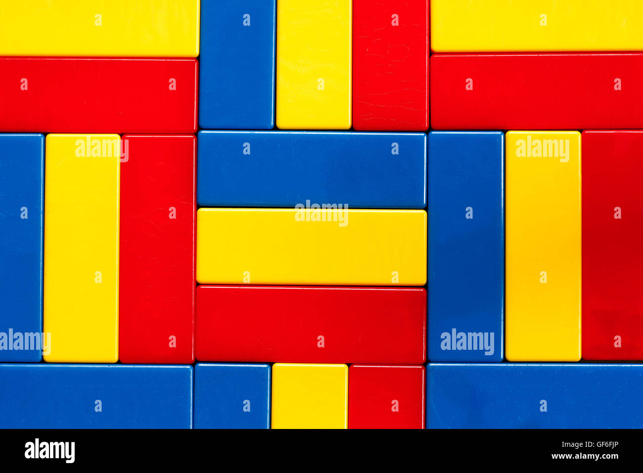 Rote, gelbe, blaue Block Fliesen Stockfoto