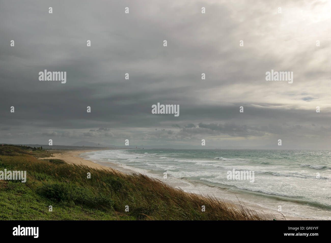Stürmisches Wetter am Meer Tarifa, Spanien Stockfoto